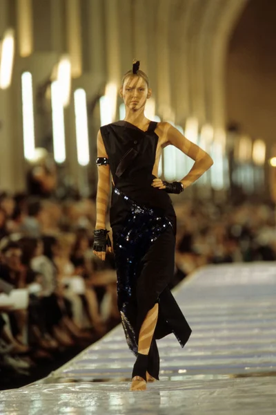 Look 40